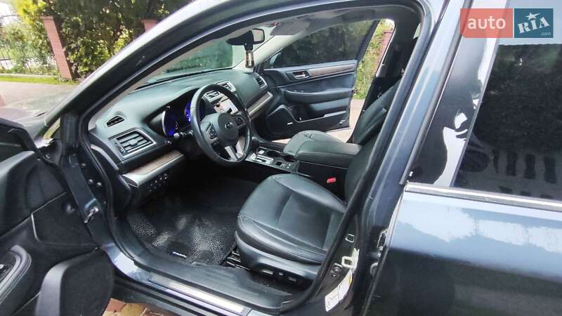 Универсал Subaru Outback 2016 в Пустомытах