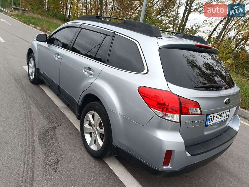 Универсал Subaru Outback 2013 в Хмельницком