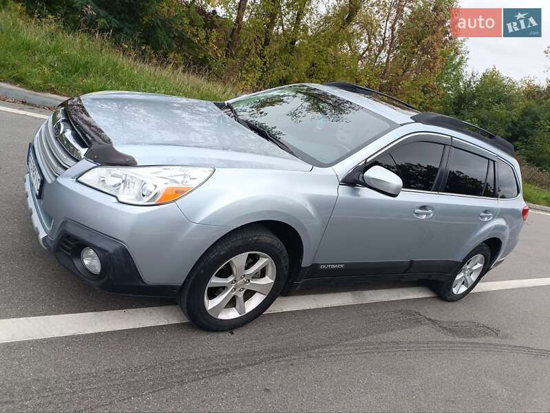 Универсал Subaru Outback 2013 в Хмельницком