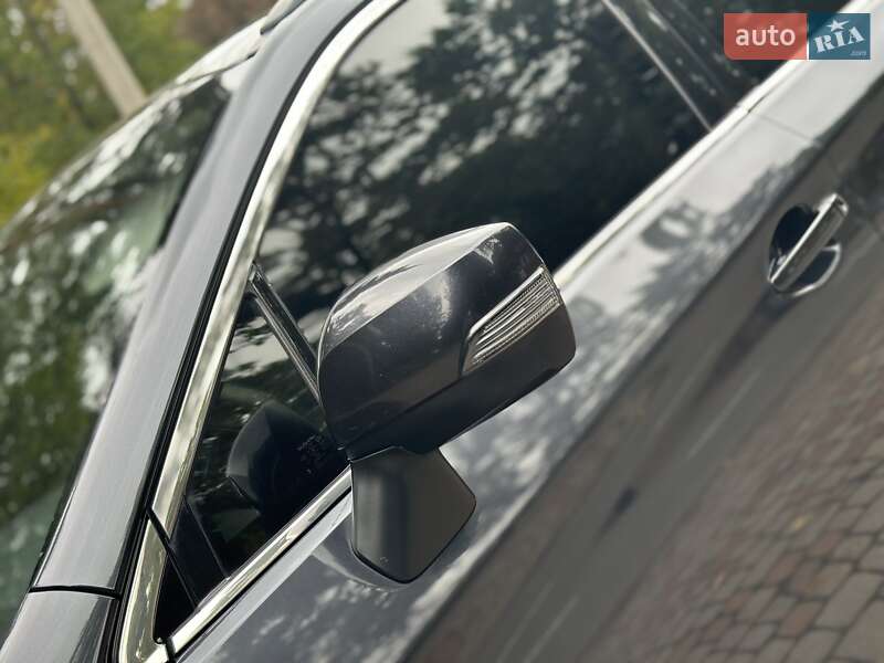 Універсал Subaru Outback 2014 в Дрогобичі