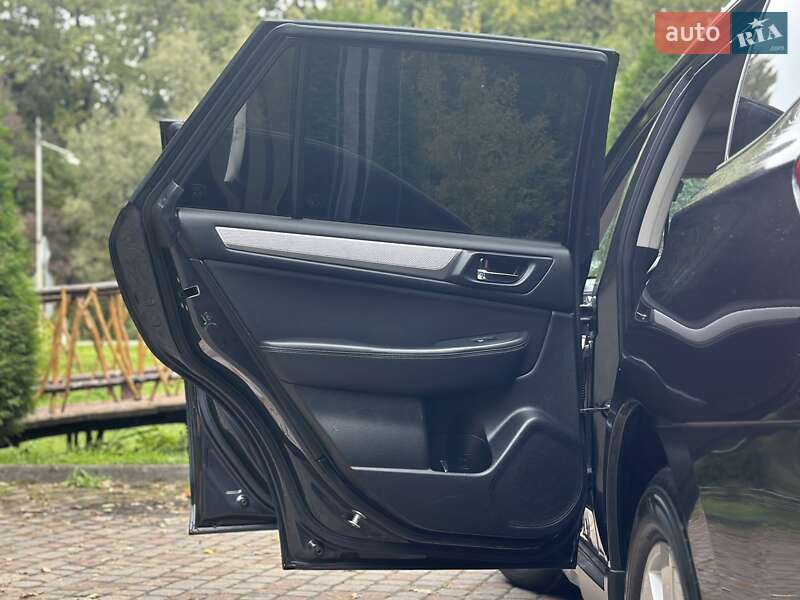 Універсал Subaru Outback 2014 в Дрогобичі