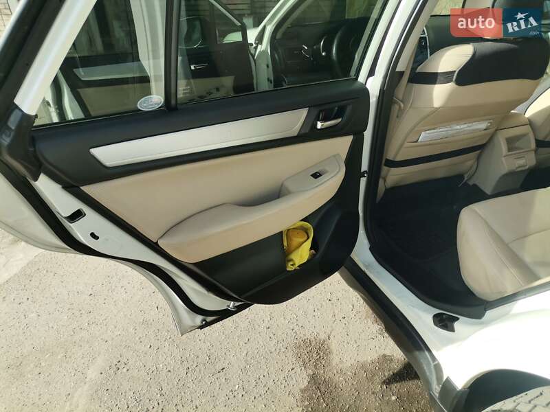 Универсал Subaru Outback 2017 в Каменском