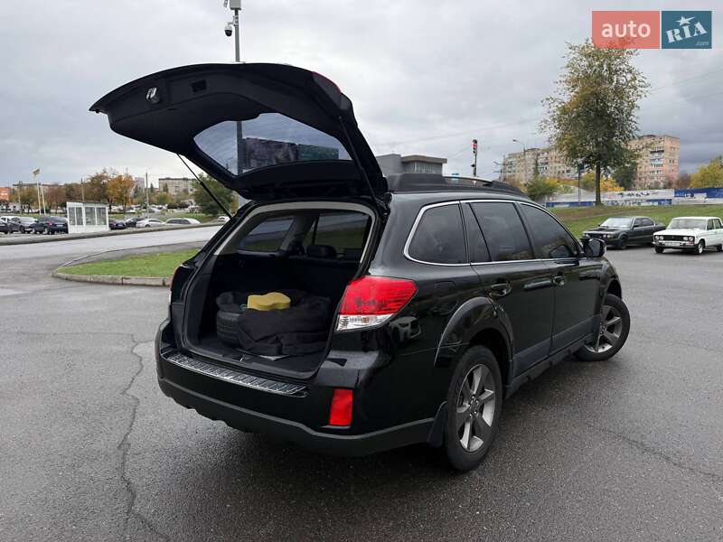 Універсал Subaru Outback 2014 в Кривому Розі