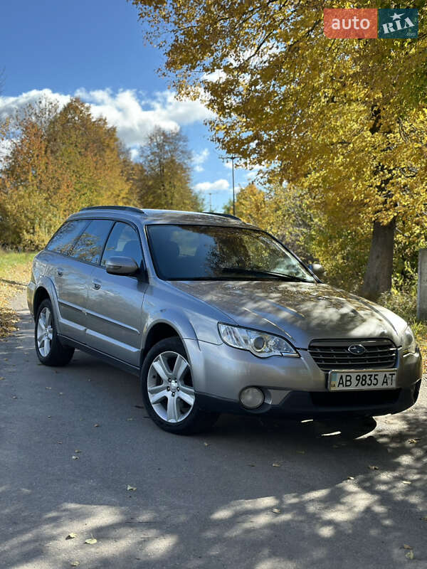 Универсал Subaru Outback 2008 в Баре