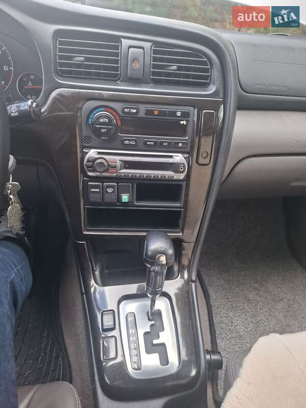 Універсал Subaru Outback 2002 в Дніпрі