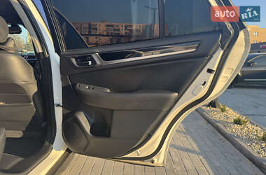 Универсал Subaru Outback 2015 в 