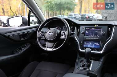 Внедорожник / Кроссовер Subaru Outback 2021 в 