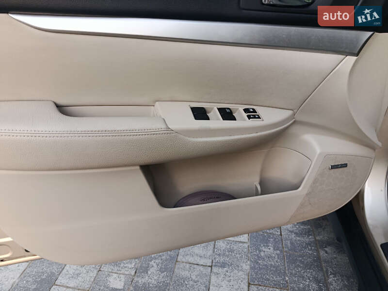 Універсал Subaru Outback 2010 в Львові фото 11 Універсал Subaru Outback 2010 в Львові