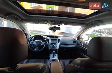 Універсал Subaru Outback 2013 в  фото 5 Універсал Subaru Outback 2013 в