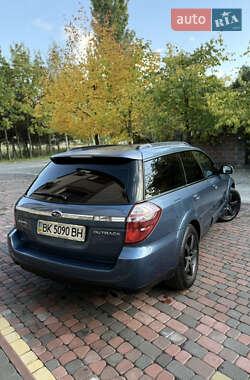 Универсал Subaru Outback 2006 в 