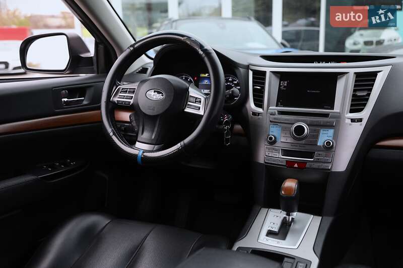 Універсал Subaru Outback 2014 в Харкові