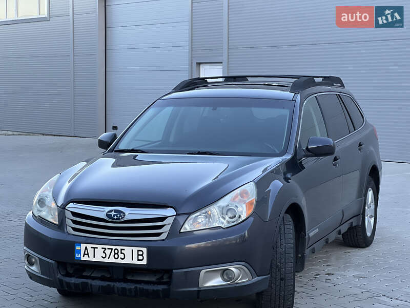 Универсал Subaru Outback 2011 в Ивано-Франковске