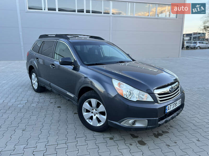 Универсал Subaru Outback 2011 в Ивано-Франковске