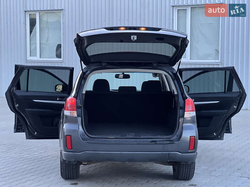Универсал Subaru Outback 2011 в Ивано-Франковске