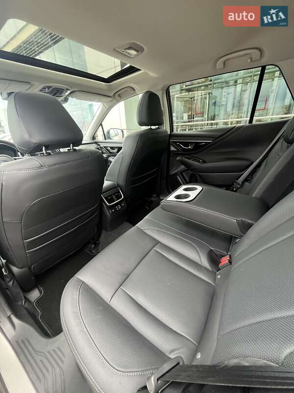 Внедорожник / Кроссовер Subaru Outback 2025 в Киеве