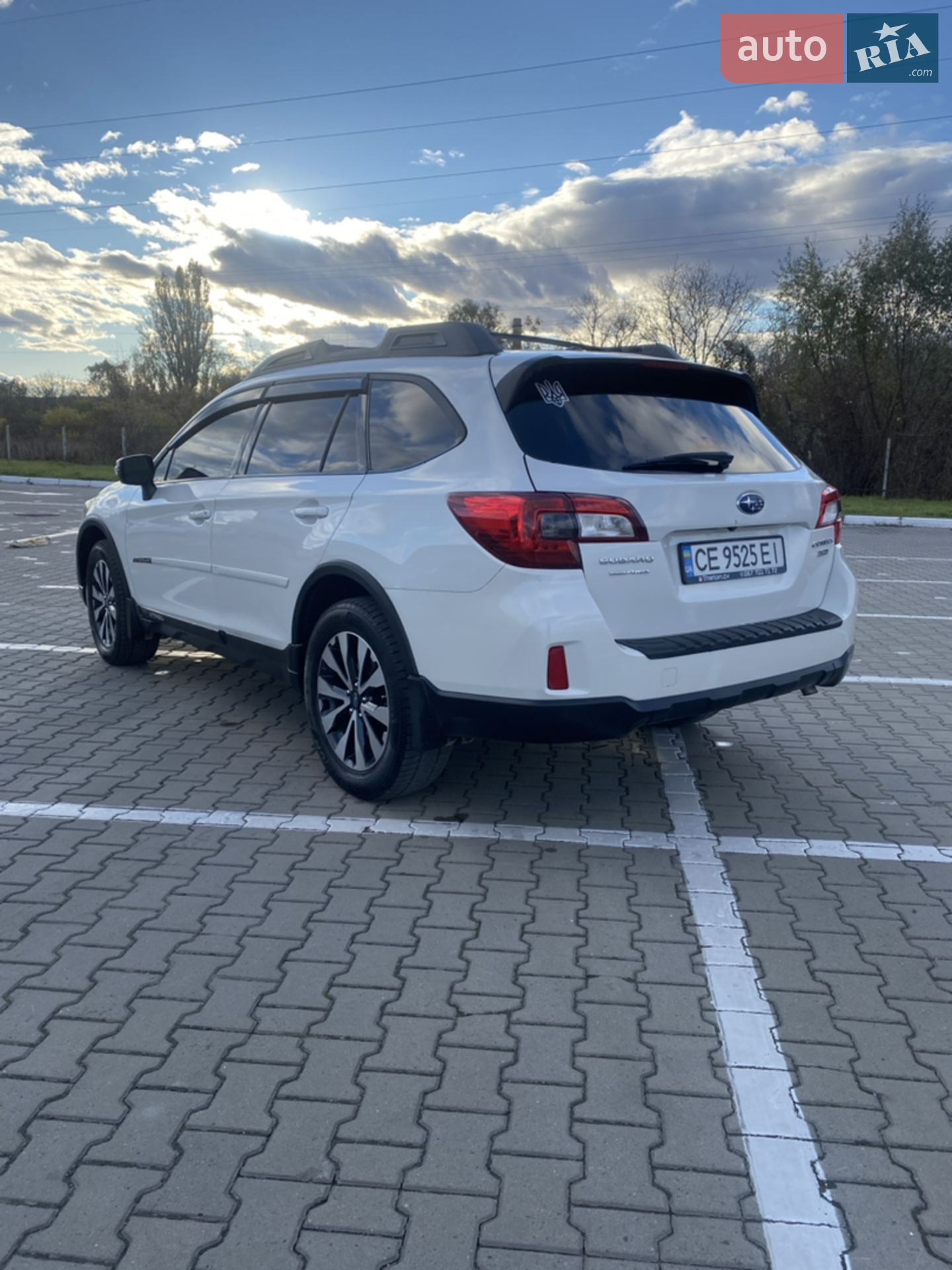 2015 Subaru Outback - мініатюра 8