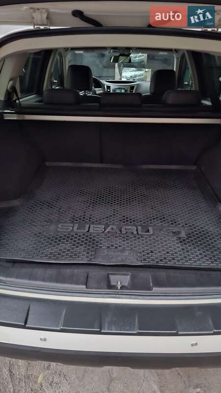 Универсал Subaru Outback 2011 в Запорожье