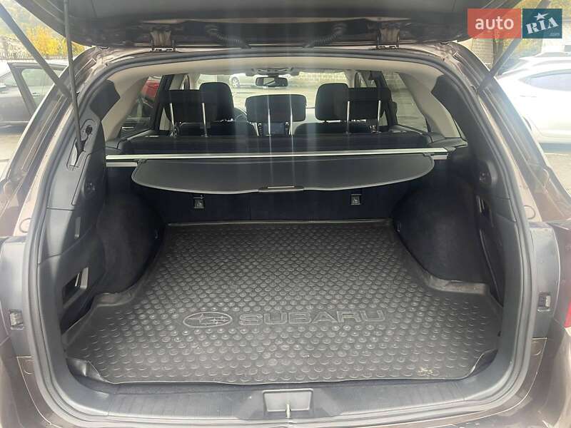 Универсал Subaru Outback 2018 в Киеве фото 9 Универсал Subaru Outback 2018 в Киеве