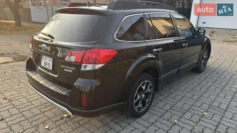 Универсал Subaru Outback 2013 в Черкассах