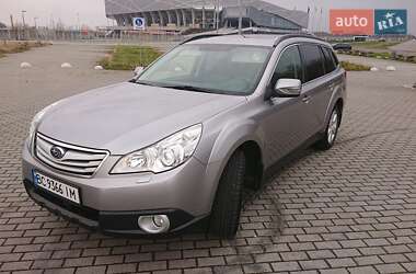 Универсал Subaru Outback 2010 в Львове