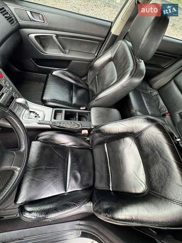 Универсал Subaru Outback 2006 в Южном