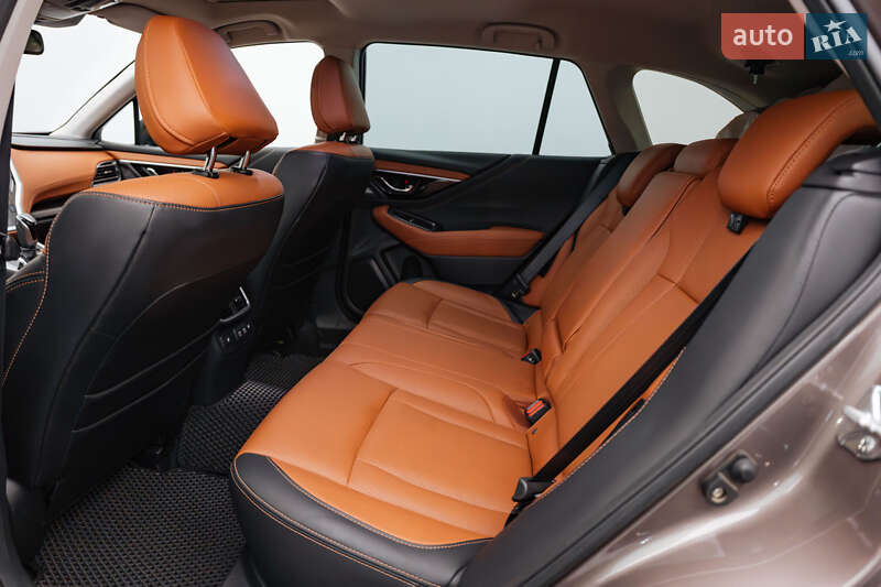 Универсал Subaru Outback 2023 в Киеве