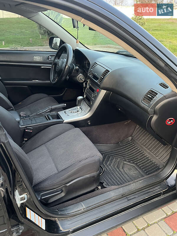 Универсал Subaru Outback 2006 в Измаиле