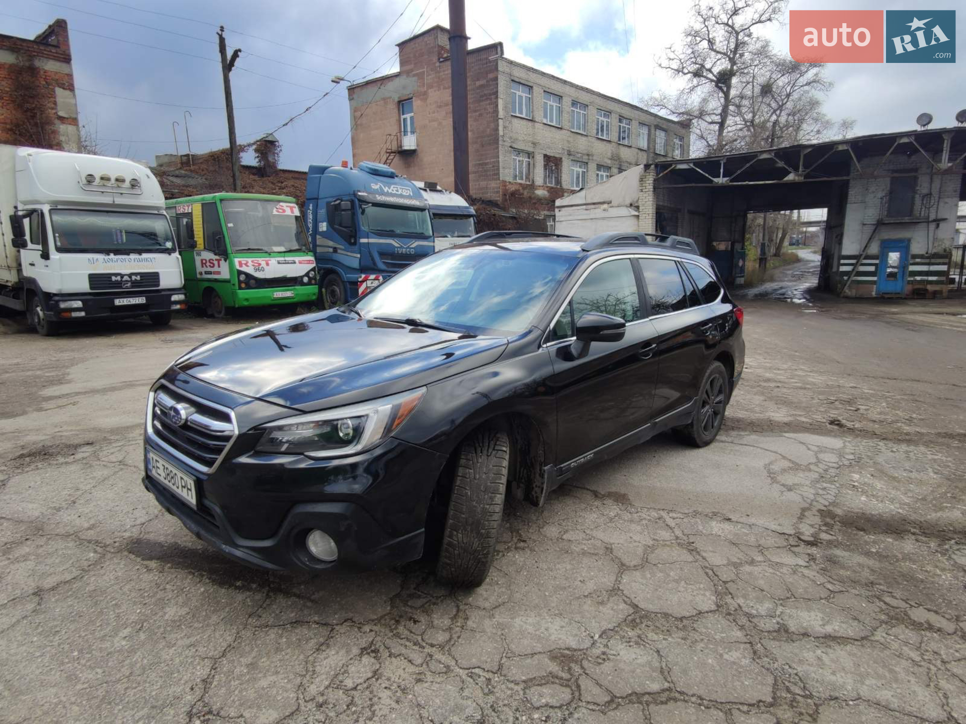 2017 Subaru Outback - мініатюра 2