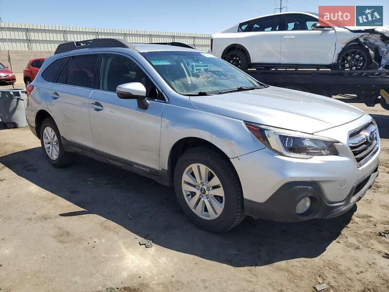 Универсал Subaru Outback 2018 в Киеве