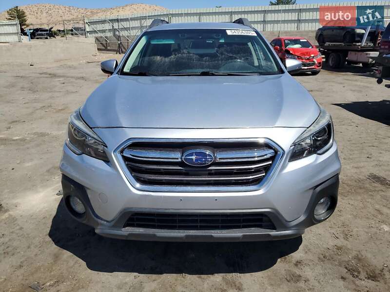 Универсал Subaru Outback 2018 в Киеве