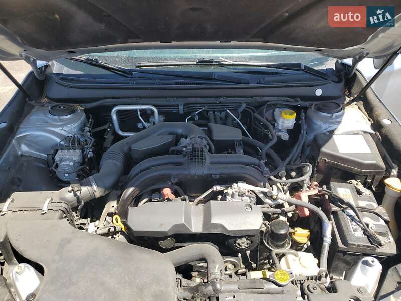 Универсал Subaru Outback 2018 в Киеве