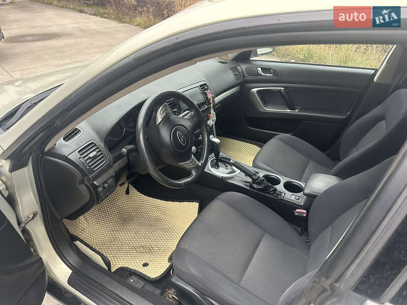 Универсал Subaru Outback 2007 в Черновцах