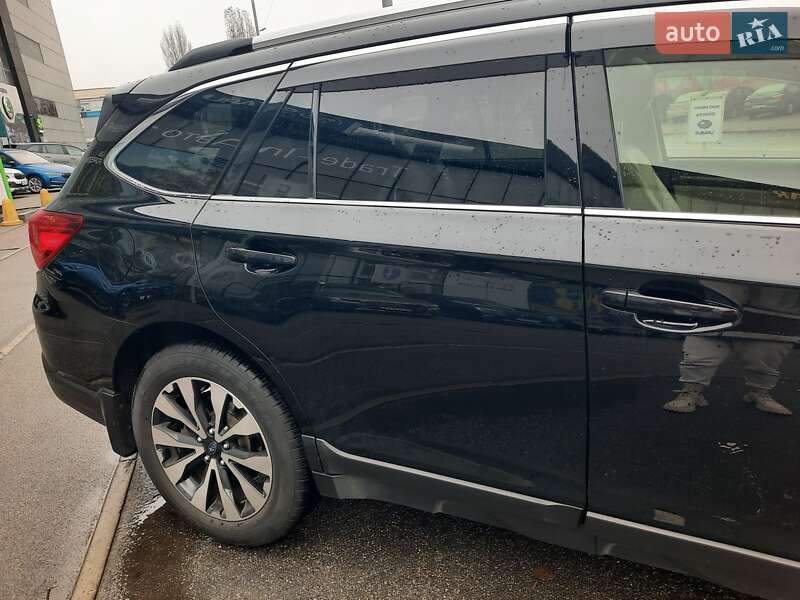Универсал Subaru Outback 2015 в Киеве