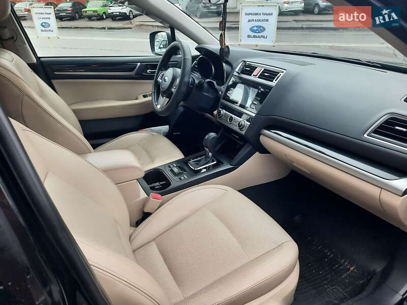 Универсал Subaru Outback 2015 в Киеве