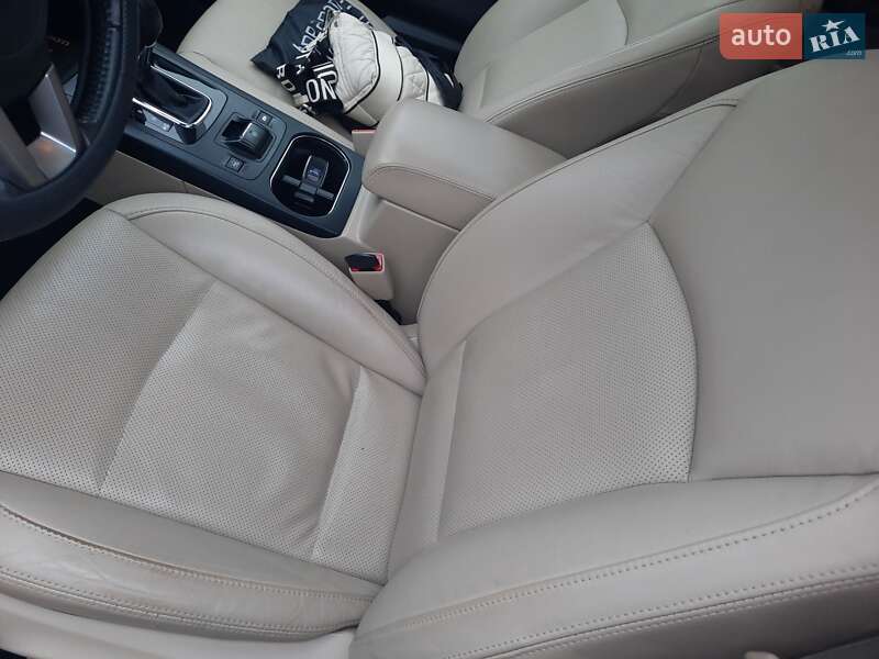 Универсал Subaru Outback 2015 в Киеве