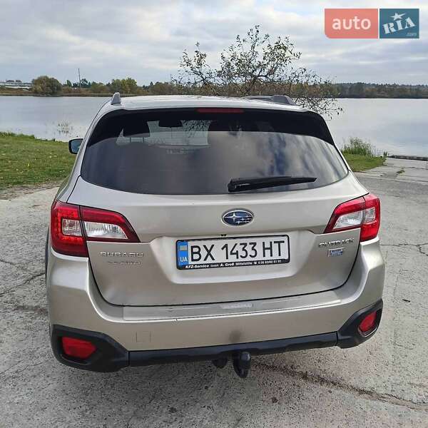 Универсал Subaru Outback 2015 в Нетешине