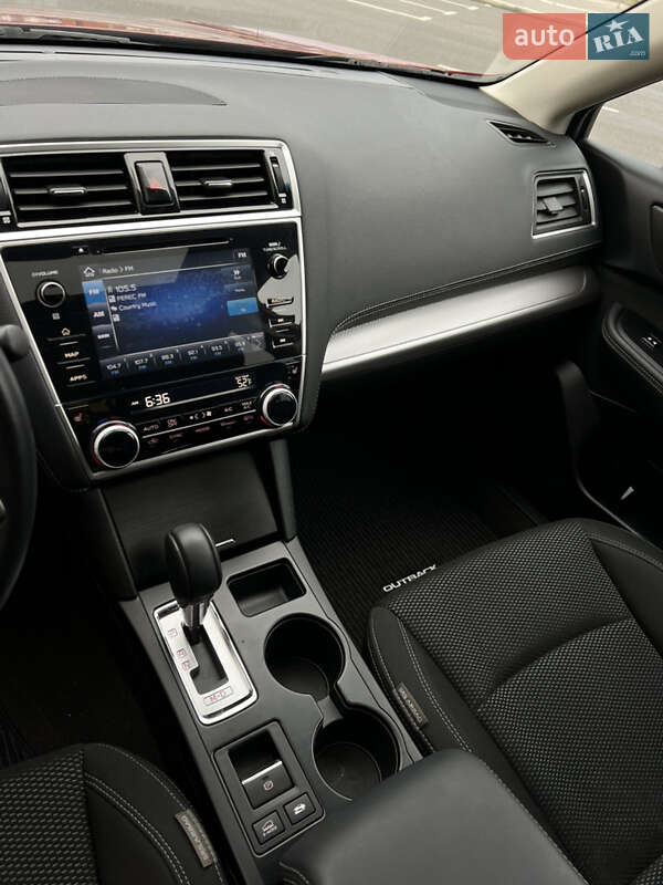 Универсал Subaru Outback 2018 в Киеве фото 19 Универсал Subaru Outback 2018 в Киеве
