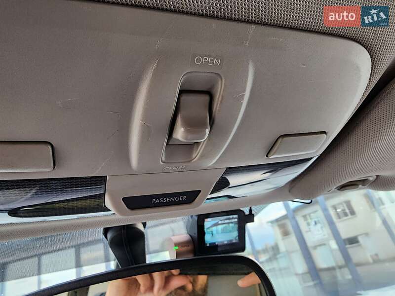 Універсал Subaru Outback 2004 в Новояворівську