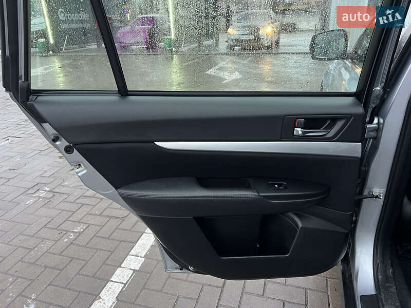 Универсал Subaru Outback 2013 в Виннице