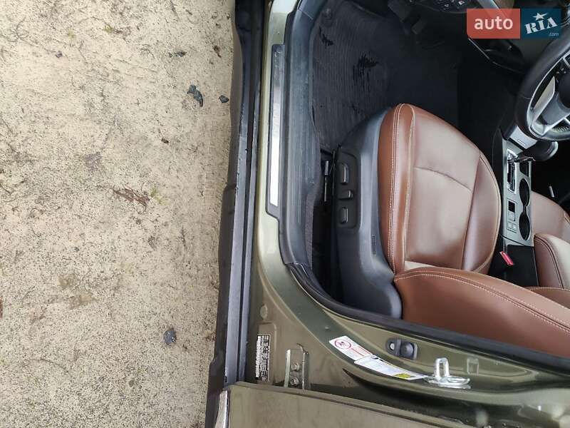 Универсал Subaru Outback 2017 в Киеве фото 8 Универсал Subaru Outback 2017 в Киеве