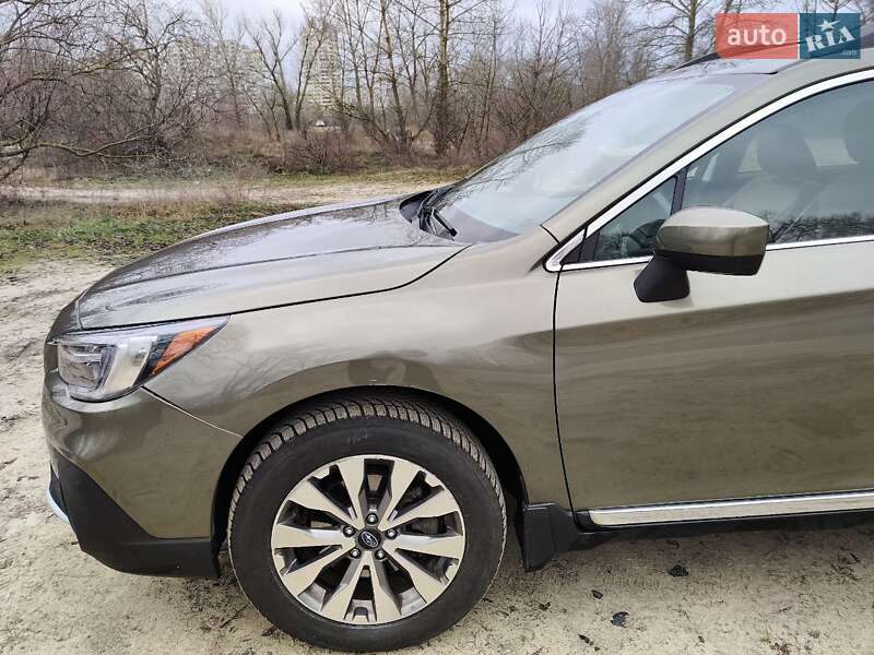 Универсал Subaru Outback 2017 в Киеве фото 22 Универсал Subaru Outback 2017 в Киеве