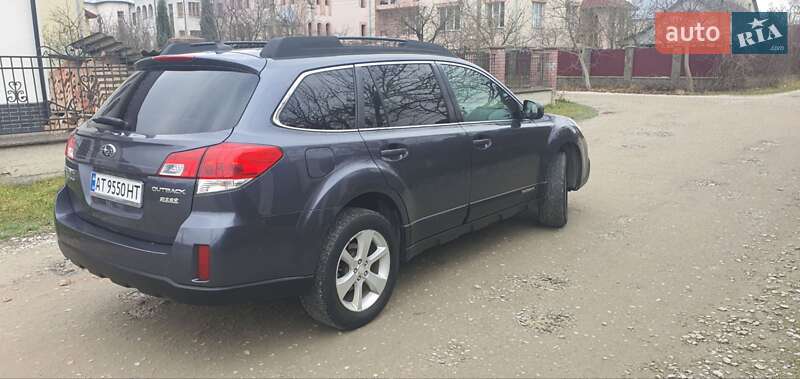 Универсал Subaru Outback 2014 в Ивано-Франковске