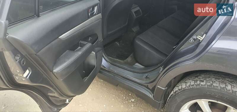 Универсал Subaru Outback 2014 в Ивано-Франковске