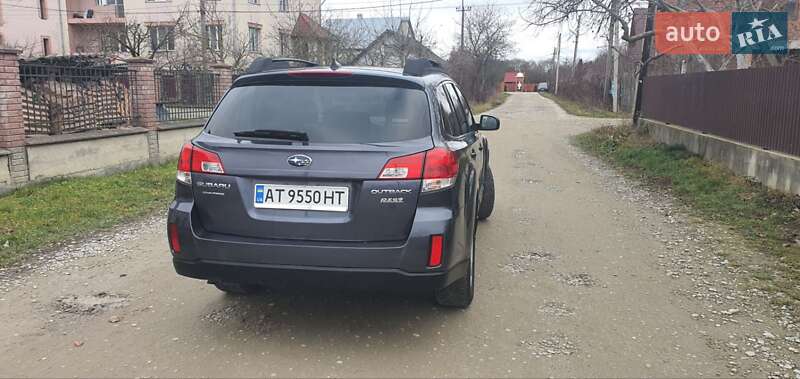 Универсал Subaru Outback 2014 в Ивано-Франковске