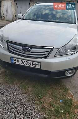 Универсал Subaru Outback 2012 в Черкассах