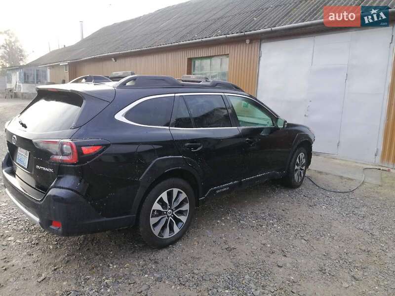 Внедорожник / Кроссовер Subaru Outback 2023 в Виннице