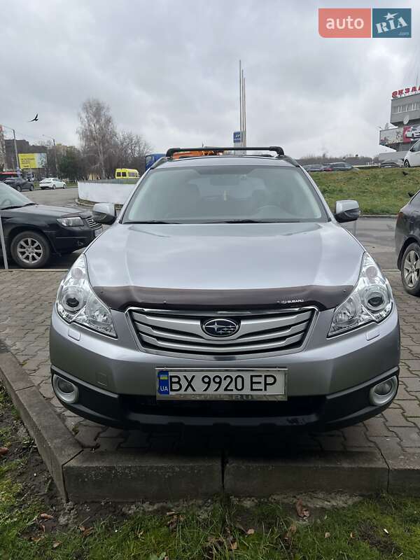 Универсал Subaru Outback 2010 в Хмельницком