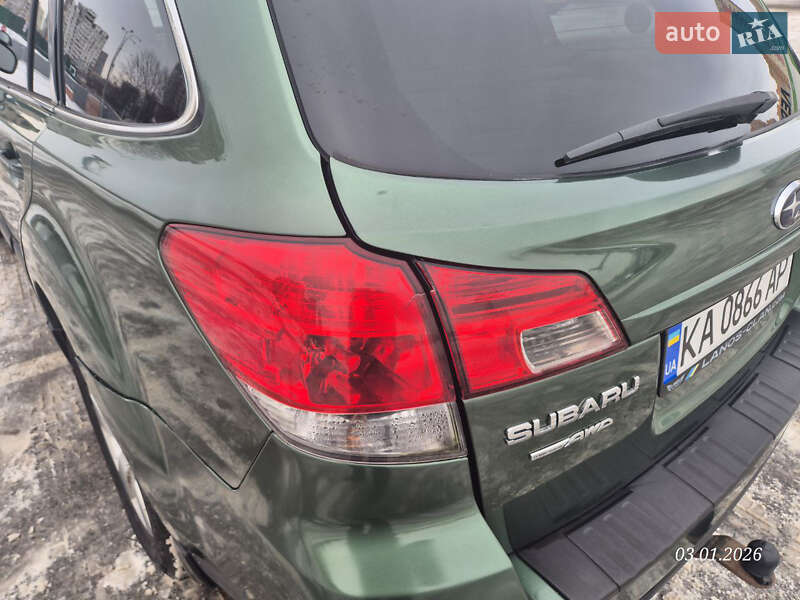 Универсал Subaru Outback 2010 в Киеве