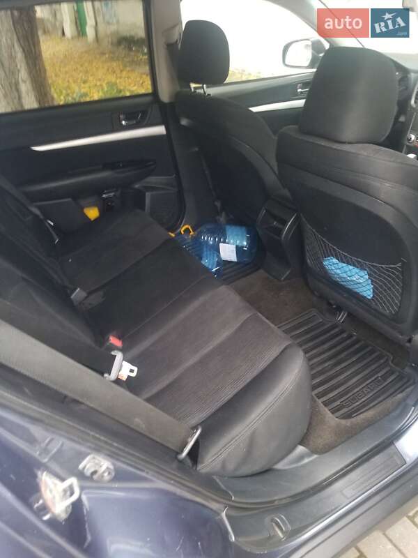 Универсал Subaru Outback 2013 в Николаеве
