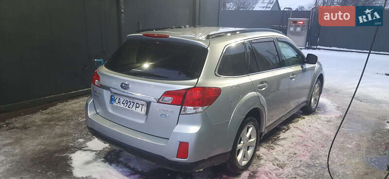 Универсал Subaru Outback 2013 в Павлограде
